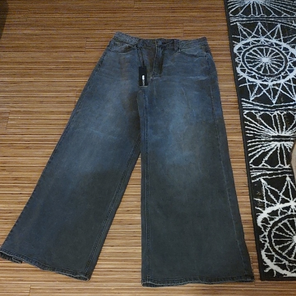 Wide-Leg Dark Wash Jeans